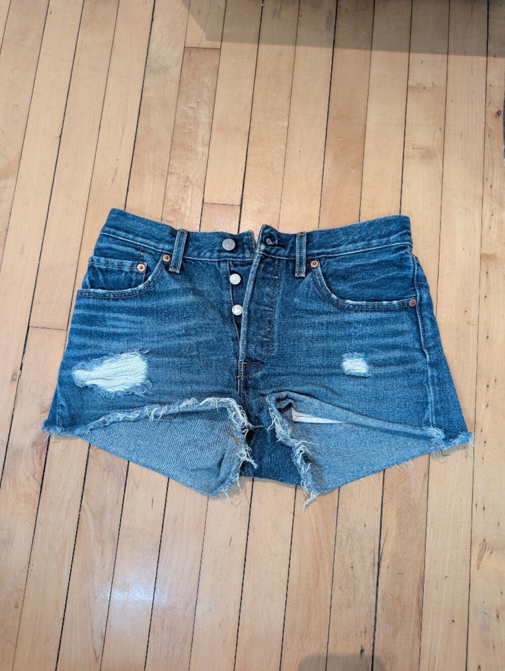 Levis 501 Distressed Blue Denim Women’s Shorts